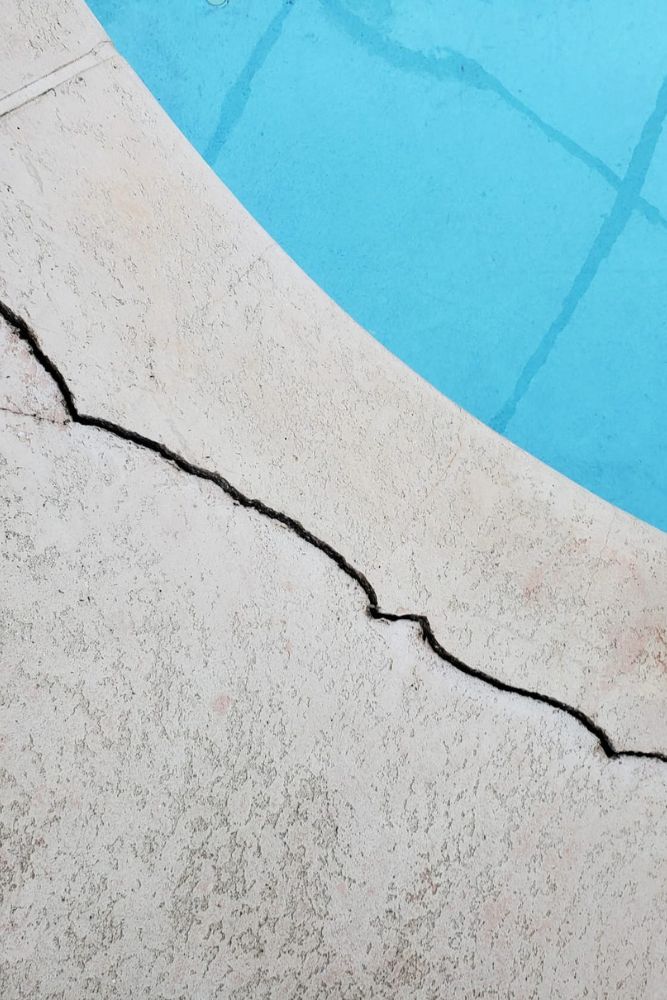Pool deck foundation crack inspection Jacksonville - HomeTrends Pro